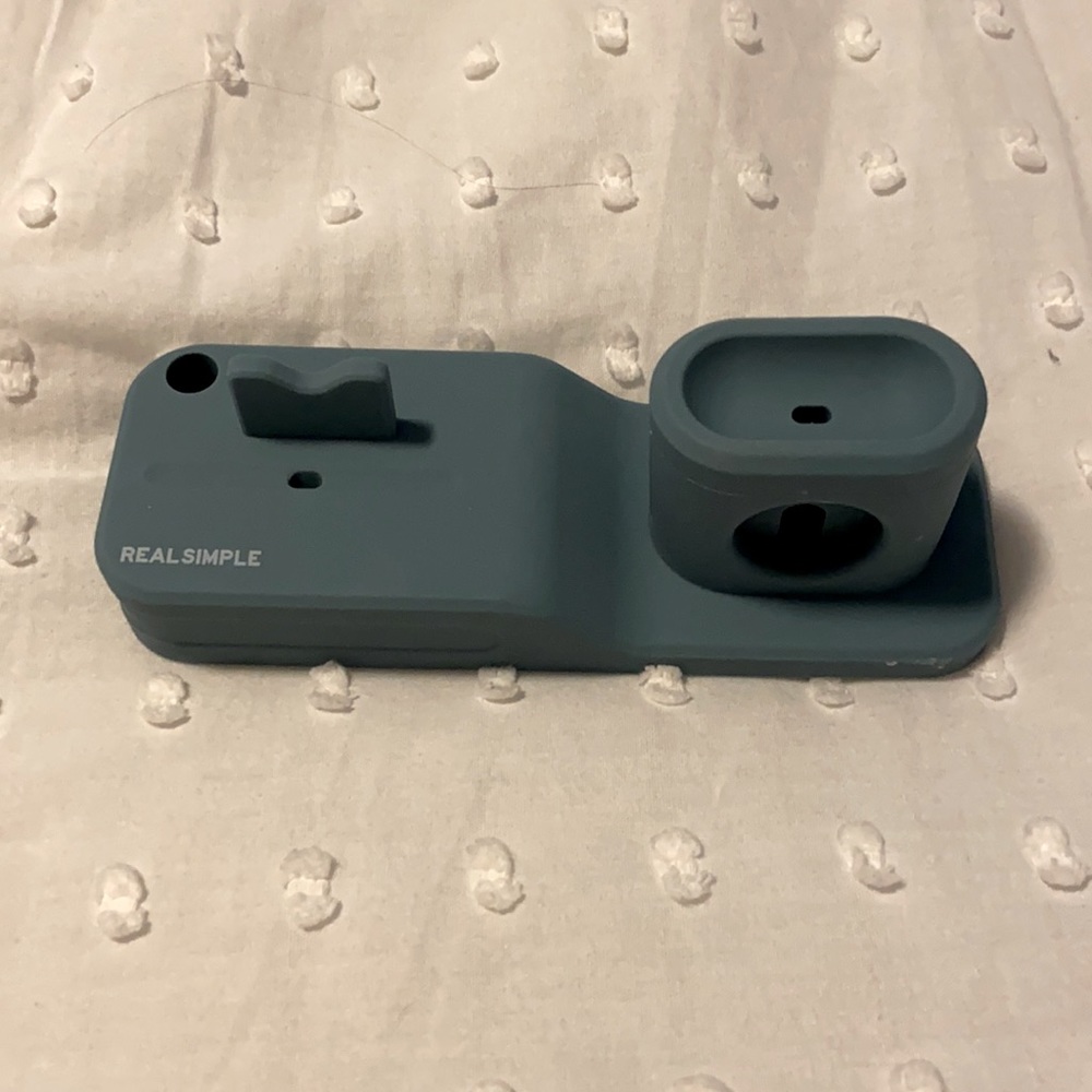 Real Simple 3-in-1 Silicone Charging Station